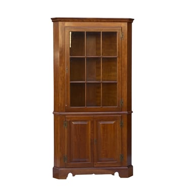 Traditional Light Brown Glass Door Triangle Corner Display Cabinet cs7302E 