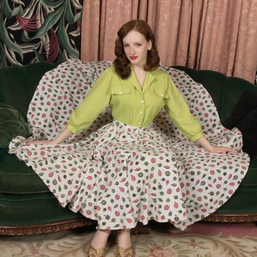 1950s Skirt - Incredibly Full Vintage 50s Double Circle Skirt with Novelty Clock Print in Salmon and Green 