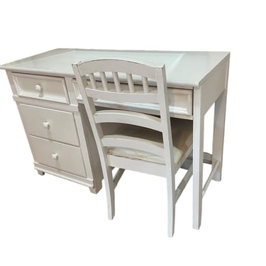 Young America by Stanley Furniture Teen White Desk LG223-21