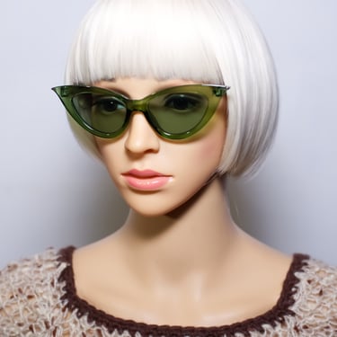 Retro Green Cat Eye Sunglasses | Vintage 50s Inspired 