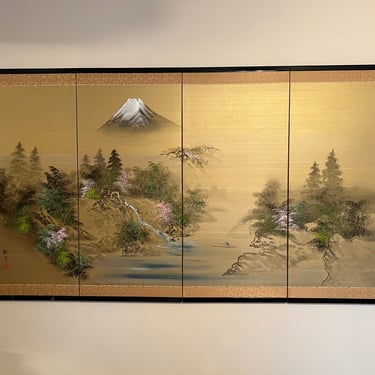 Beautiful hand painted Chinese screen 