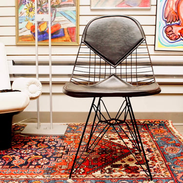 Vintage 1960&#39;s Herman Miller Eames Original Black Wire & Leather Bikini Chair DKR-2, Eiffel Base, Mid-Century Modern Accent Furniture, 32&quot; H by shopGoodsVintage