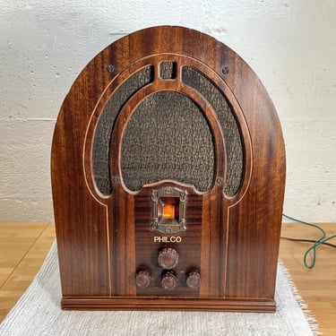 1934 Philco Cathedral Radio, Model 89B Code 121, Elec Restored, AM/Police SW, MP3 w/Bluetooth Option, Shadow Meter Dial, Original Finish 