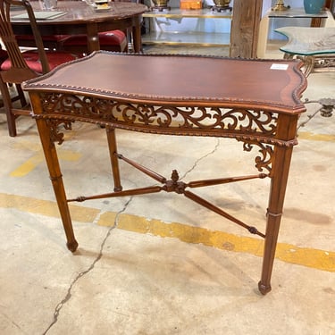 Ethan Allen Chippendale Style Carved Mahogany Side Table