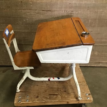 Vintage School Desk (Tacoma)