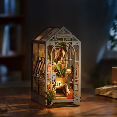 Garden House Book Nook Kit | Bookshelf Diorama DIY Miniature w/ LED lights - Home Decor and Gifts, Book Ends Display, Shelf Insert 