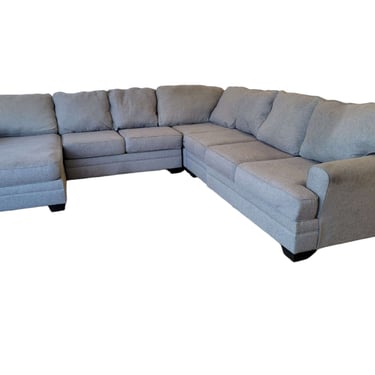 Gray 5pc U-Shaped Sectional (Some Small Blemishes)