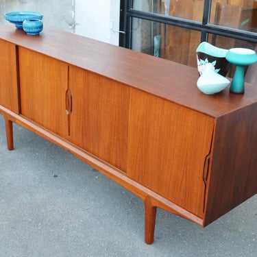 Stunning Teak 4 Door Sideboard by Knud Nielsen w/ Sexy Pulls