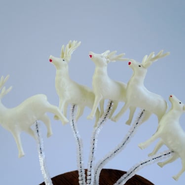 White Reindeer Package Tie-Ons, Tiny 1" White Deer Corsage Stems, Mini White Reindeer Floral Picks 