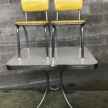 Vintage Dining Table with Two Chairs (Seattle)