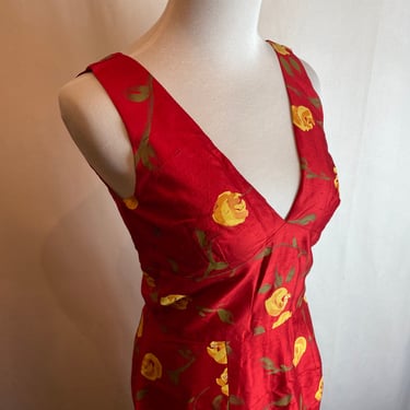 90’s -Y2k hand painted shantung Silk floral dress~ fitted red bombshell wiggle knee length deep v neck~ flirty dress size small/ petite 