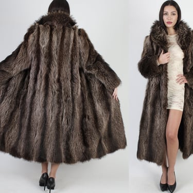 Full Length Raccoon Fur Coat / Mens Mountain Man Fur Jacket / Vintage 70s Unisex Outdoors Lumberjack Wilderness Jacket 