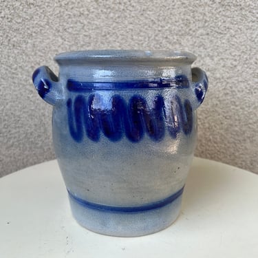 Vintage country chic Salt Glaze Stoneware Pottery Pot crock Blue Grey Hand Painted handles 7 1/4” x 6” 