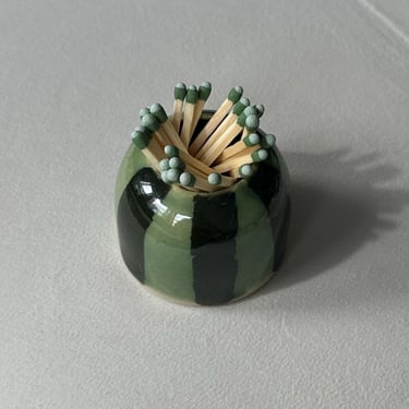 Stripe Ceramic Match Striker with Matches 