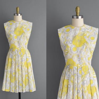 1960s vintage dress | Unique Gray & Yellow Floral Print Dress | XL | 60s dress 