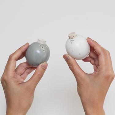 Ceramic Salt & Pepper Shakers - Small Round Speckled Spheres with Cork Stoppers - White and Grey Modern Handmade Pottery - Mini Table Decor 