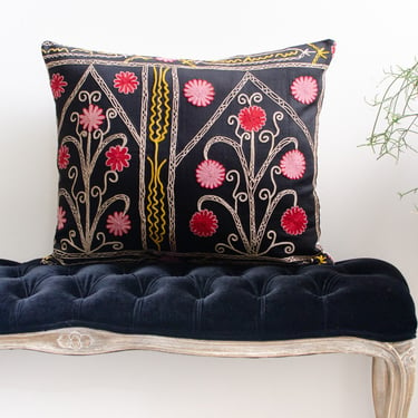 Antique Uzbek Silk Suzani Samarkand Large Hand Made Hand Embroidered Decorative Pillowcase Silk & Linen Pillowcases 