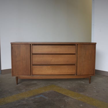 AVAILABLE to CUSTOMIZE Mid Century Modern Credenza//MCM Media Console//Refinished Vintage Dresser//Customizable Vintage Modern Sideboard 