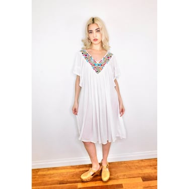 Mexican Embroidered Dress // vintage 80s 1980s sun boho hippie white midi hippy 80's // O/S 