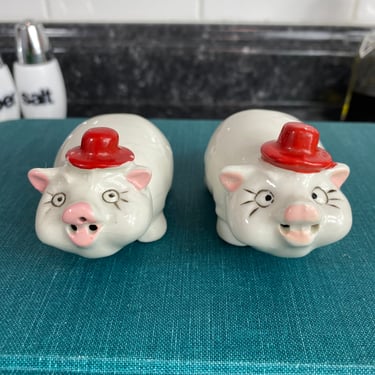 Vintage Pigs with Top hats Salt & Pepper Shakers | Anthropomorphic Long Eyelashes Red Top hat little piggy Hand Painted Ceramic Japan Shaker 