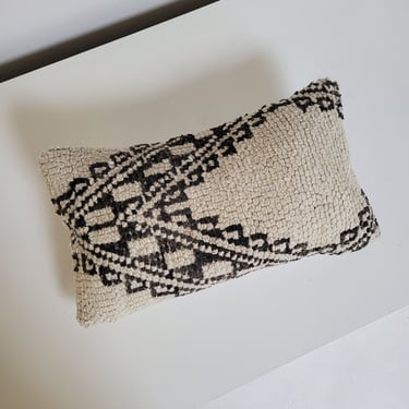 Vintage Wool Pillow - No. 004