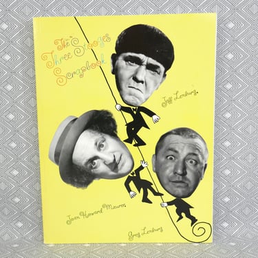 The Three Stooges Scrapbook (1982) - Packed with black and white photos - Vintage Hollywood Stars Biography - The 3 Stooges - 1999 edition 