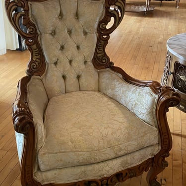 Queen Ann Style Arm Chair w Carved Wood Accents