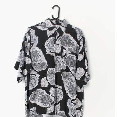 Mens 90s abstract shirt in black and white with palm tree print - Medium / Large 