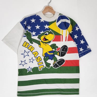 Vintage 1990's Brazil Soccer Toon T-Shirt Sz. M