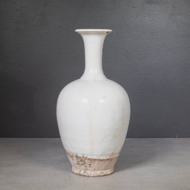 White Ceramic Long Neck Milk Pottery