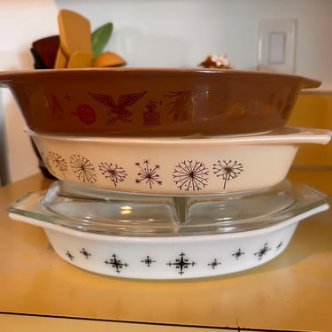 3 Vintage Late 1950s Pyrex Divided Dishes / Snack Servers 