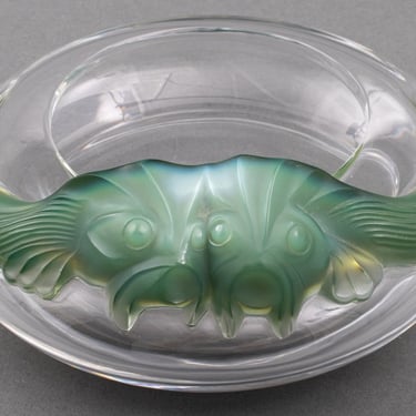 Lalique "Yeso Antinea" Opalescent Glass Bowl