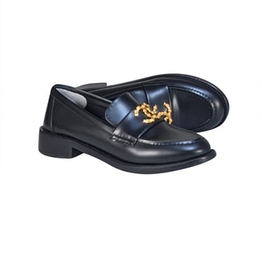 Chanel - Black Leather Floral Textured Logo Front Loafer Sz 6.5