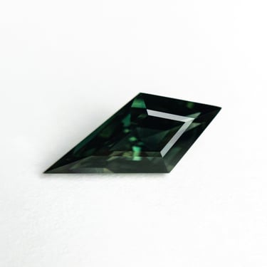 1.93ct 13.89x6.25x4.04mm Kite Step Cut Sapphire 26635-05