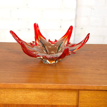 Vintage hand made Murano glass star vase bowl 