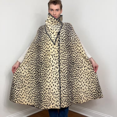 60s / 70s Velvetten cheetah print cape by Raincheetahs 