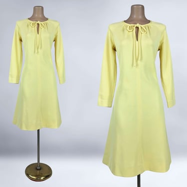 VINTAGE 1960s Yellow Dacron Knit Scooter Dress by Kimberly Sz 10 | 60s Keyhole Tie Neck A-line Shift Dress | VFG 