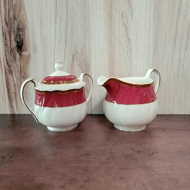 Wedgwood Creamer and Sugar with Lid, Crown Ruby Pattern, 3pc set 