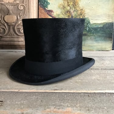 Black Top Hat, Bond Street, London, Beaver Fur, Silk, Victorian, Edwardian Fashion, Period Clothing 