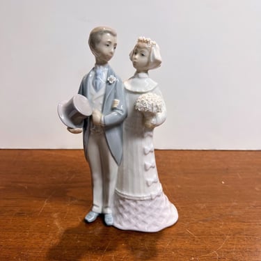 Vintage Lladro Bride and Groom Figurine 4808 1977 Cake Topper 