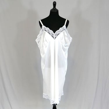 80s White Nylon Slip - Lace Trim - Full Dress Slip - Vintage 1980s - XXL Plus Size, 47" bust 