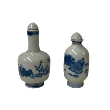 2 x Chinese Porcelain Snuff Bottle With Blue White Scenery Graphic ws2786E 