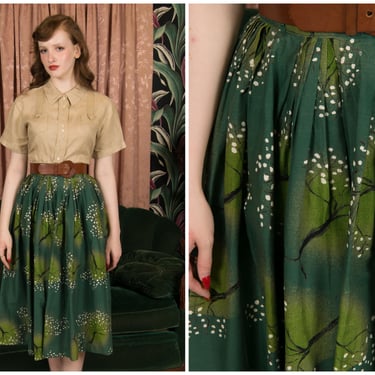 1950s Skirt - Vintage 50s Cotton Skirt in a Tree Print of Forest Green and Chartruese 
