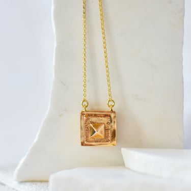 Gold Plated Bronze Munero Necklace