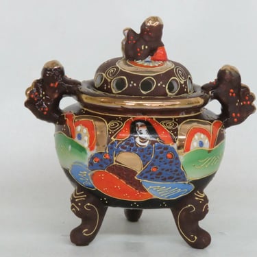 Moriyama Mori Machi Hand Painted Japan Porcelain Incense Burner 2157B