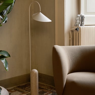 Arum Floor Lamp