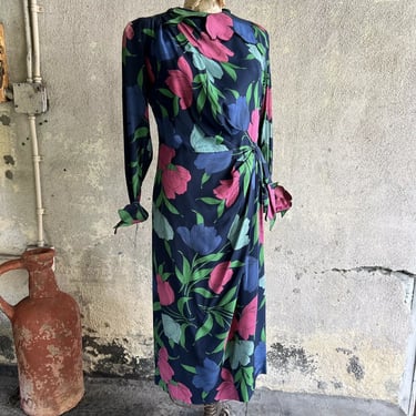 Vintage 1940s Blue Pink& Green Floral Print Silk Dress 3D Tromp L’oeil Hourglass