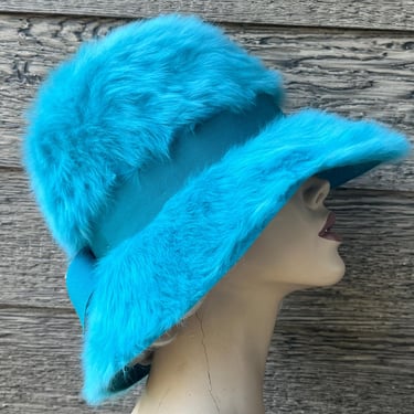 turquoise fur hat 1960s fuzzy blue statement chapeau 