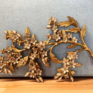 Vintage Gold Flower Branch Wall Hanging Floral Cherry Blossom Dogwood Flowers 60s 1967 Boho Retro Syroco Plastic Dart Romantic Dopamine MCM 