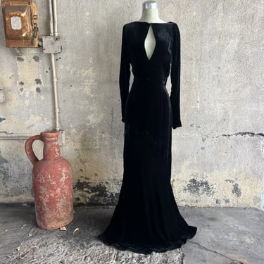 Vintage 1930s Black Silk Velvet Full Length Art Deco Gown Dress Keyhole Morticia